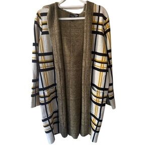 Oliver.O Navy Blue White and Yellow Plaid Cardigan Sweater Fall Size M Shacket